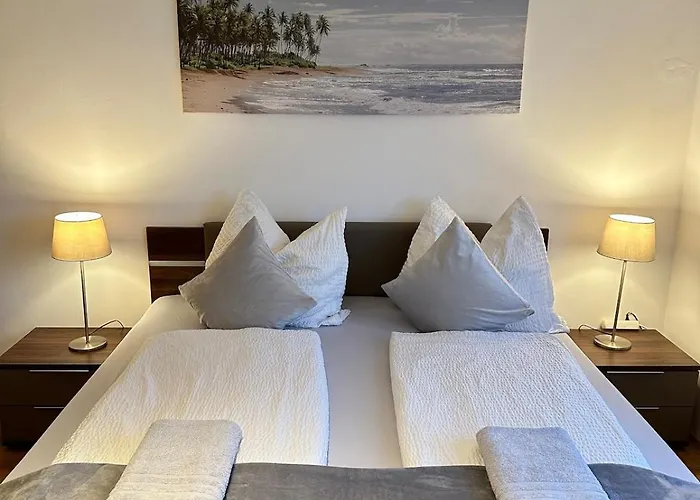 Nest & Rest Garden With Free Parking 3*