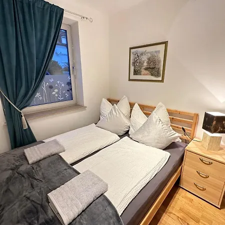 Pensionat Nest & Rest Garden With Free Parking