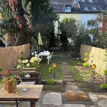 Nest & Rest Garden With Free Parking *