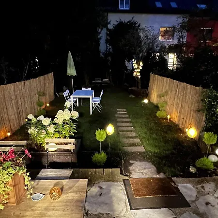 Nest & Rest Garden With Free Parking Penzion Solnohrad