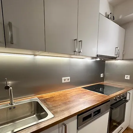 Nest & Rest Garden With Free Parking בית הארחה זלצבורג